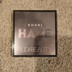 Huda Beauty Khaki Palette